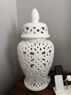 White Ceramic Ginger jar Set