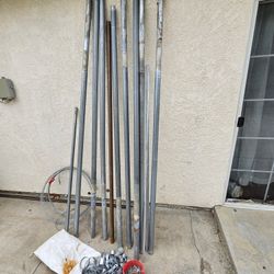 FENCE MATERIAL PIPES 2"X 8FT EVERYTHING YOU SEEN IN THE PICTURE INCLUDING SALE ALL EQUIPMENT TOGHETER FOR ANY QUESTION TEXT ME PLEASE SE HABLA ESPAÑOL