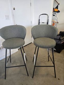 New barstools