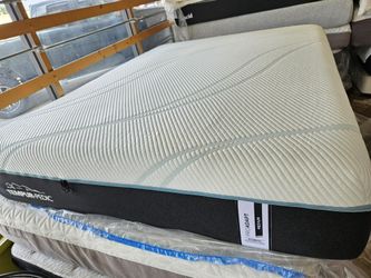 Mattress and box spring queen size