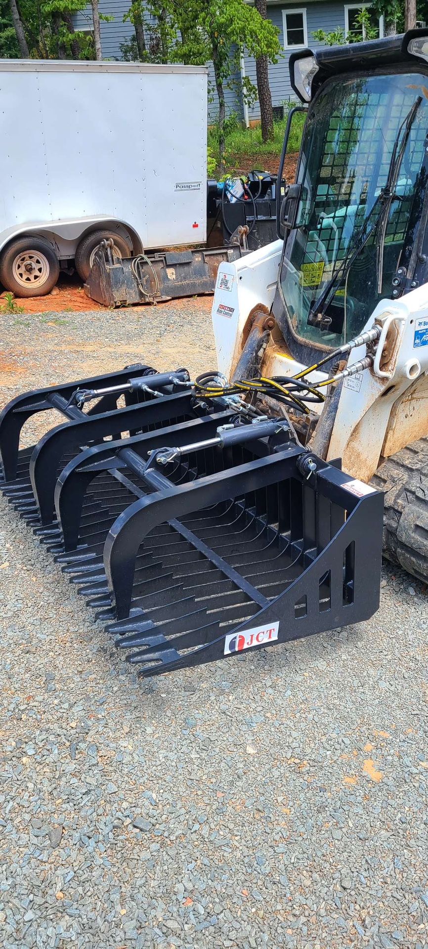 72” Grapple Bucket For Bobcat Skid Steer