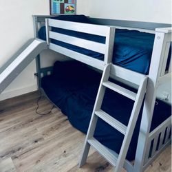 Twin over Twin Solid Wood Standard Bunk Bed