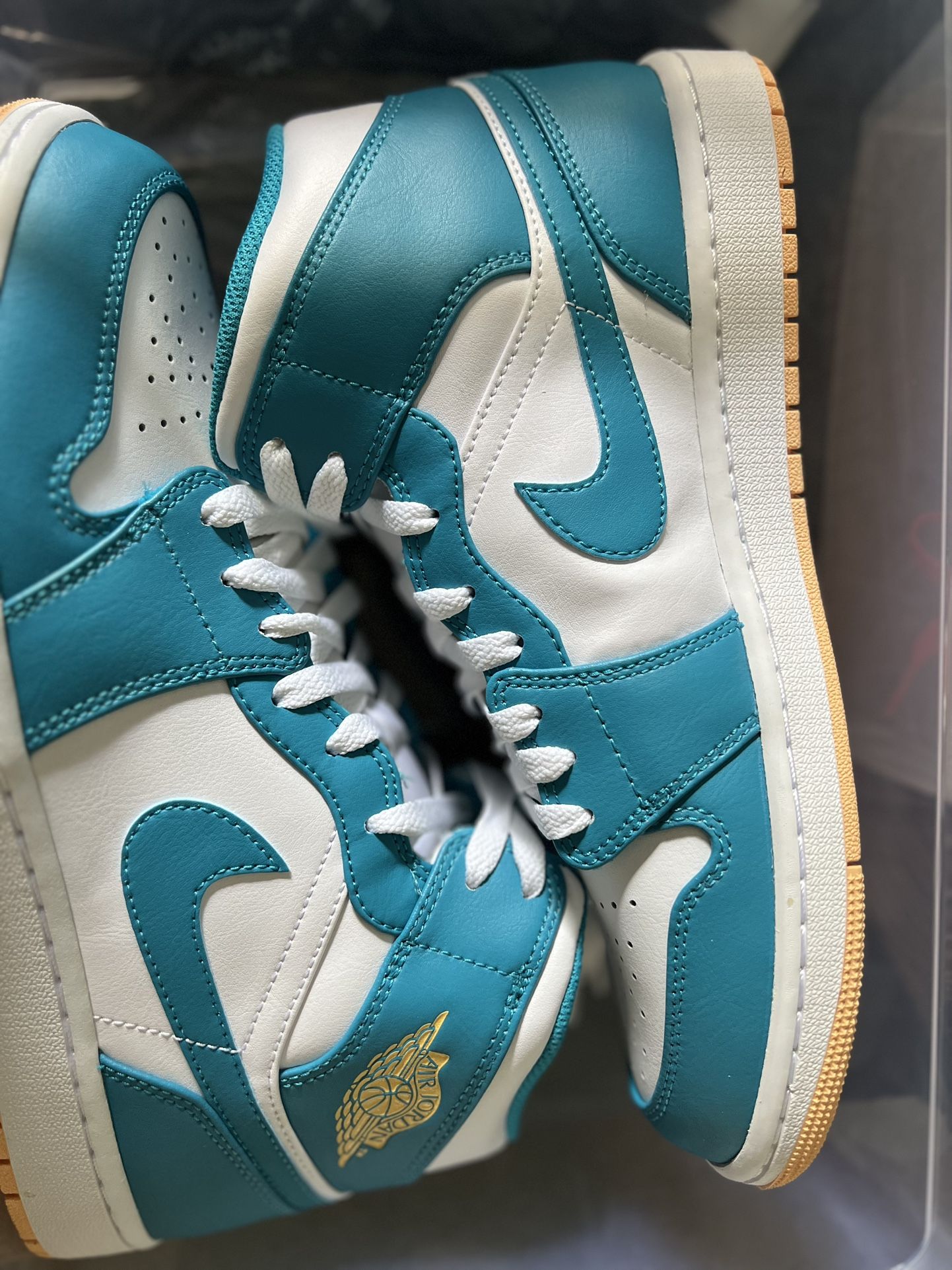 Air Jordan 1 Mid M10 (Brand New)