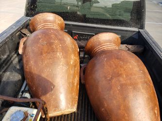 Terracotta urns beutiful