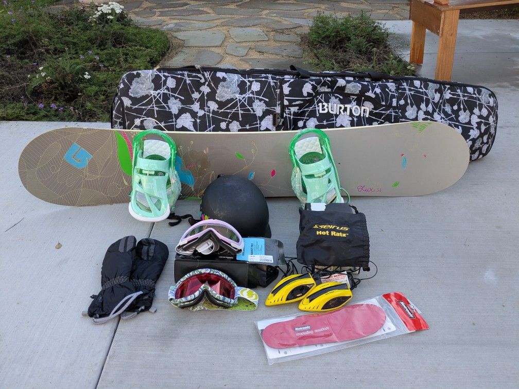Women's Snowboarding Set