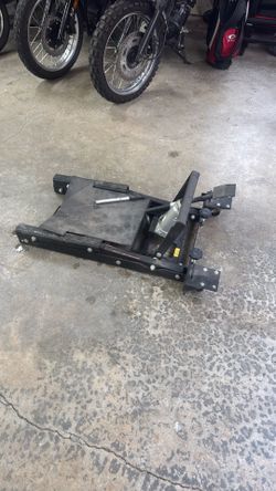 Motorcycle jack