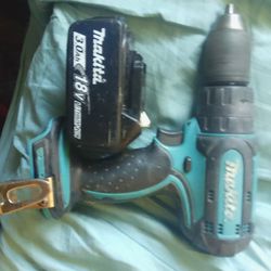 Makita 18 Volt Drill Driver With One 3.0 18 V Battery. (No Charger)