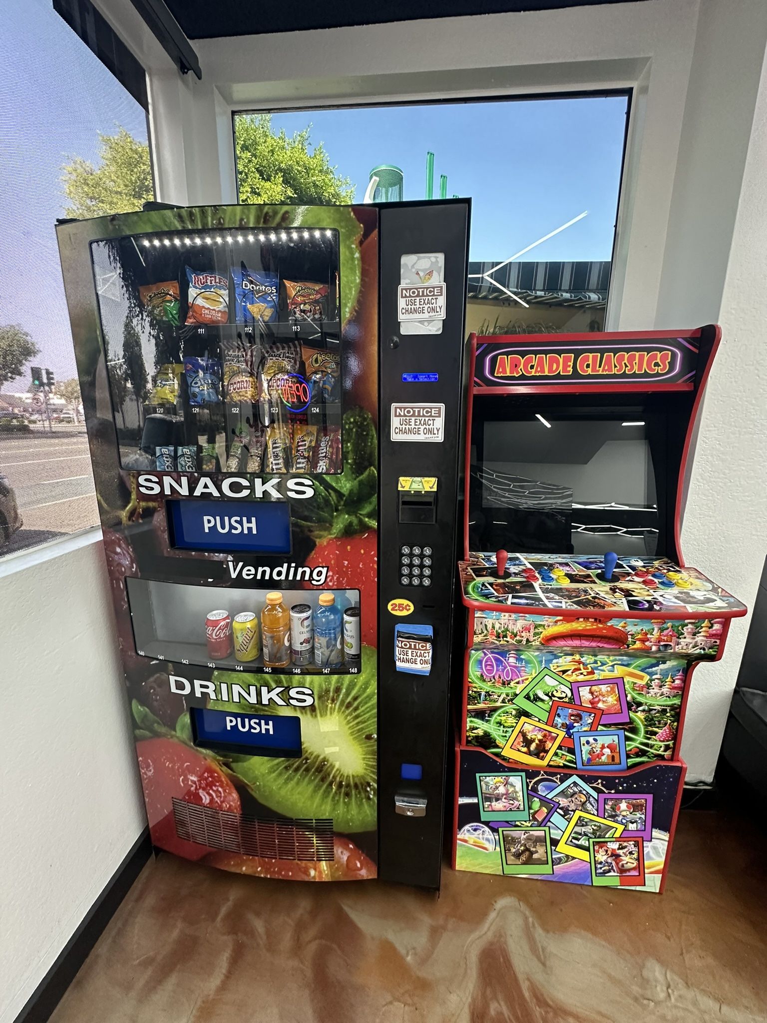 Vending Machine & Arcade
