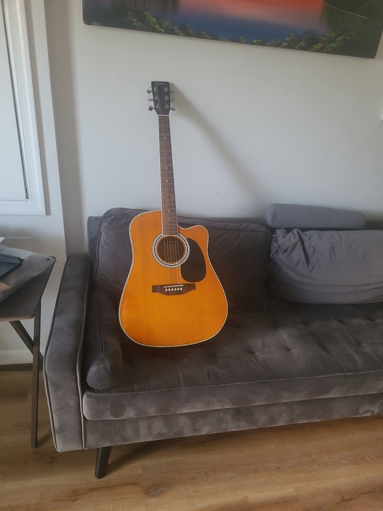 Guitar Acústic