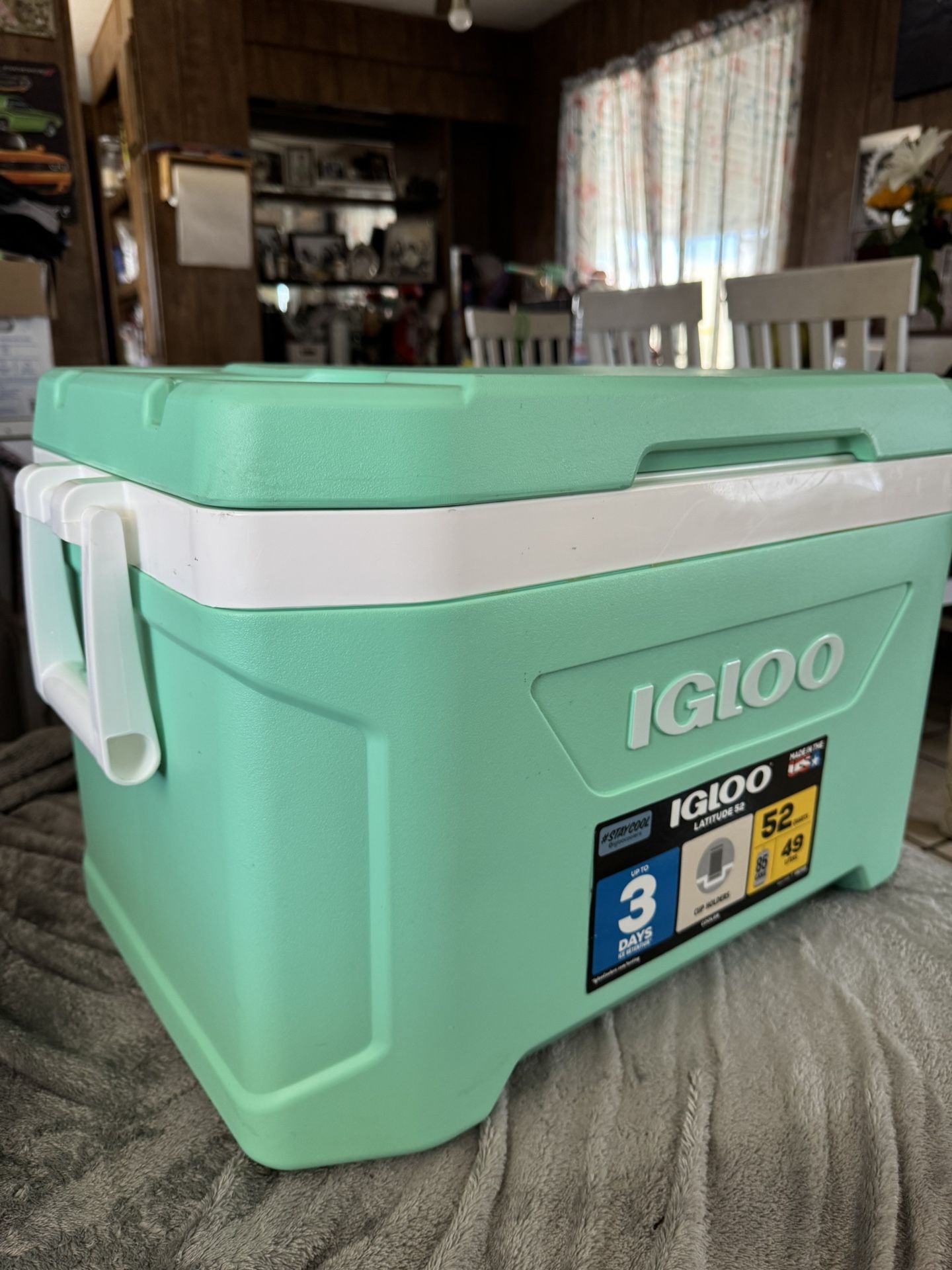 Igloo Latitude 52