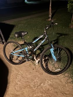 Mountain Bike size 26 Hyffy trail runner ready to ride everything work