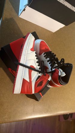 Jordan 1 university red