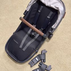 UPPAbaby RumbleSeat V2+ Greyson - Charcoal Mélange | Carbon Frame | Saddle Leather