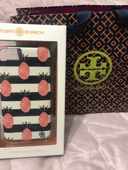 Tory Burch- iPhone 7 case- NEW