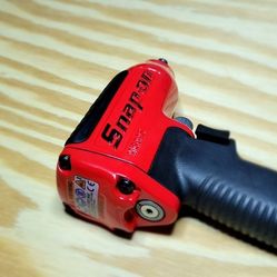 SnapOn 3/8 Impact Gun MG325