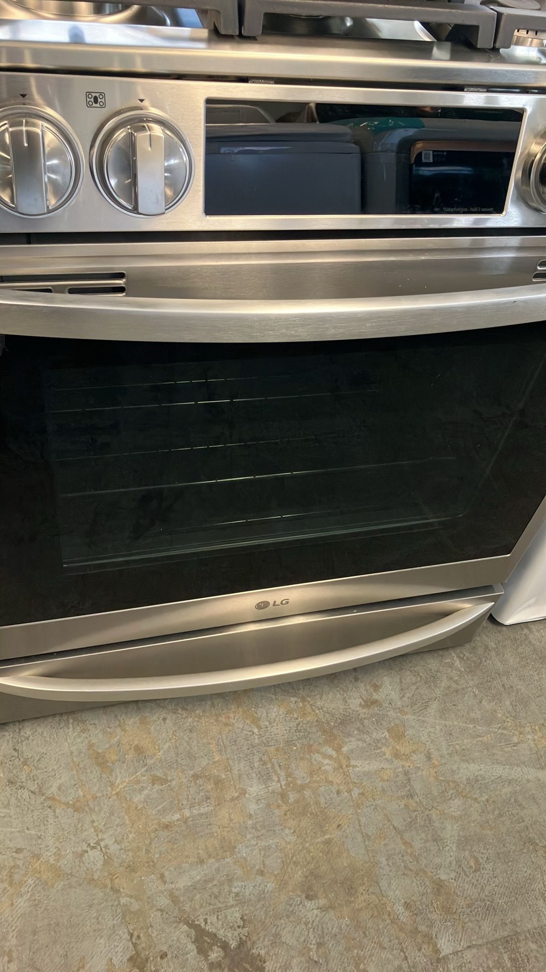 💥Great Deal💥6.3 cu. ft. Smart Slide In Gas Range with ProBake Convection & Air Sous Vide in Print
