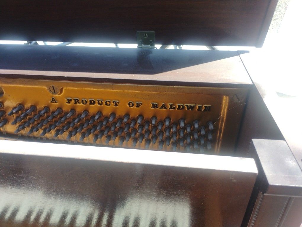 Baldwin Monarch 1985 Upright Piano Great Sound Delivery Possible