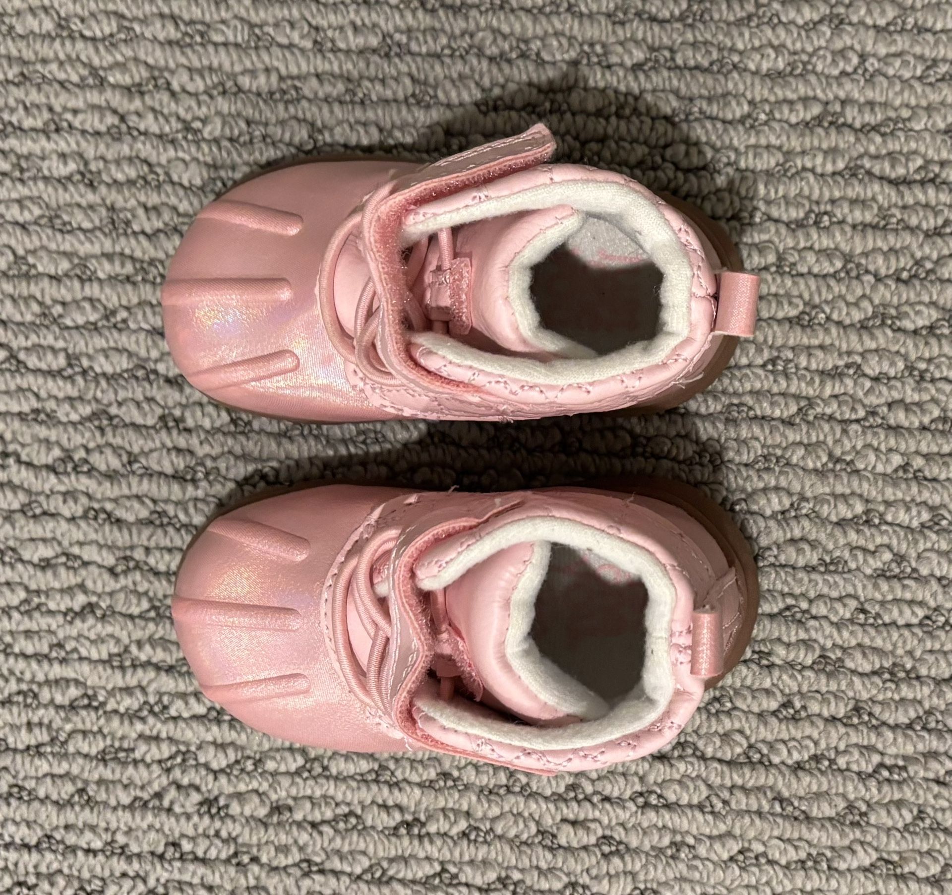 Toddler Girl’s Size 4 Just One You by Carter’s Pink Quilted Heart Angel Boots