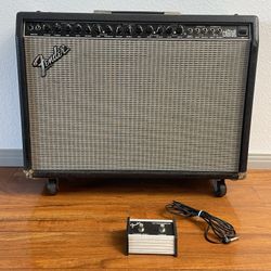 Fender Ultimate Chorus Amp