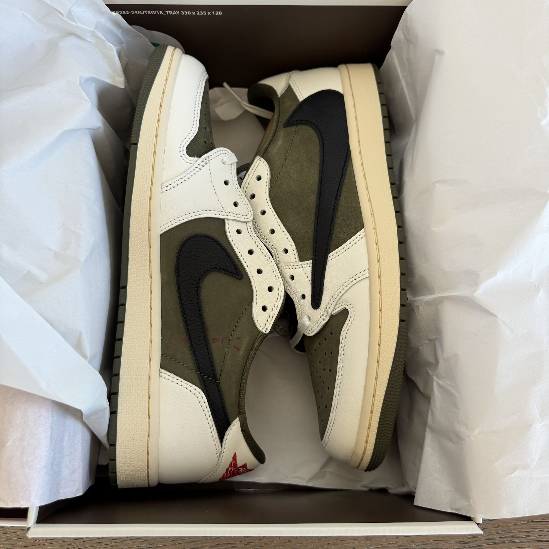 NEW Travis Scott Air Jordan 1 Retro Low OG SP Medium Olive, Size 11, DM7866-200