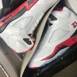 Jordan 5 Fire Red