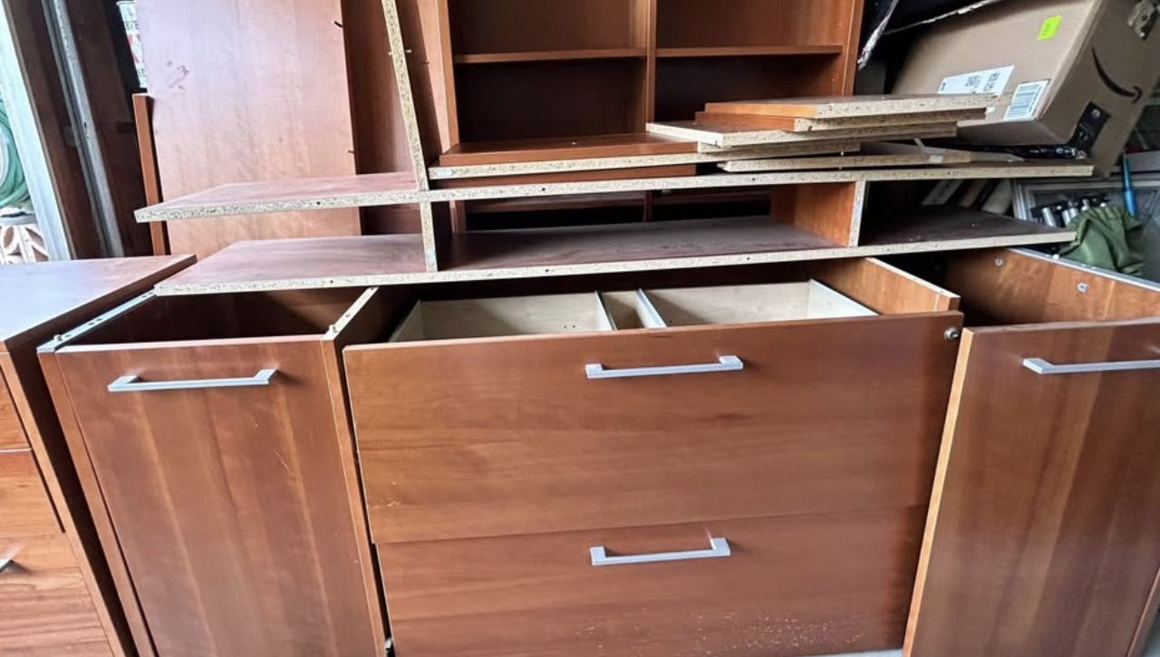 FREE Real WOOD Office furniture Desk