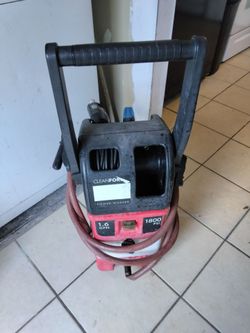 Pressure washer works excellent but I don't have the sprayer