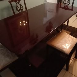 4  Chairs an  tablet 