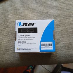 REI. 1×2  HDMI Splitter