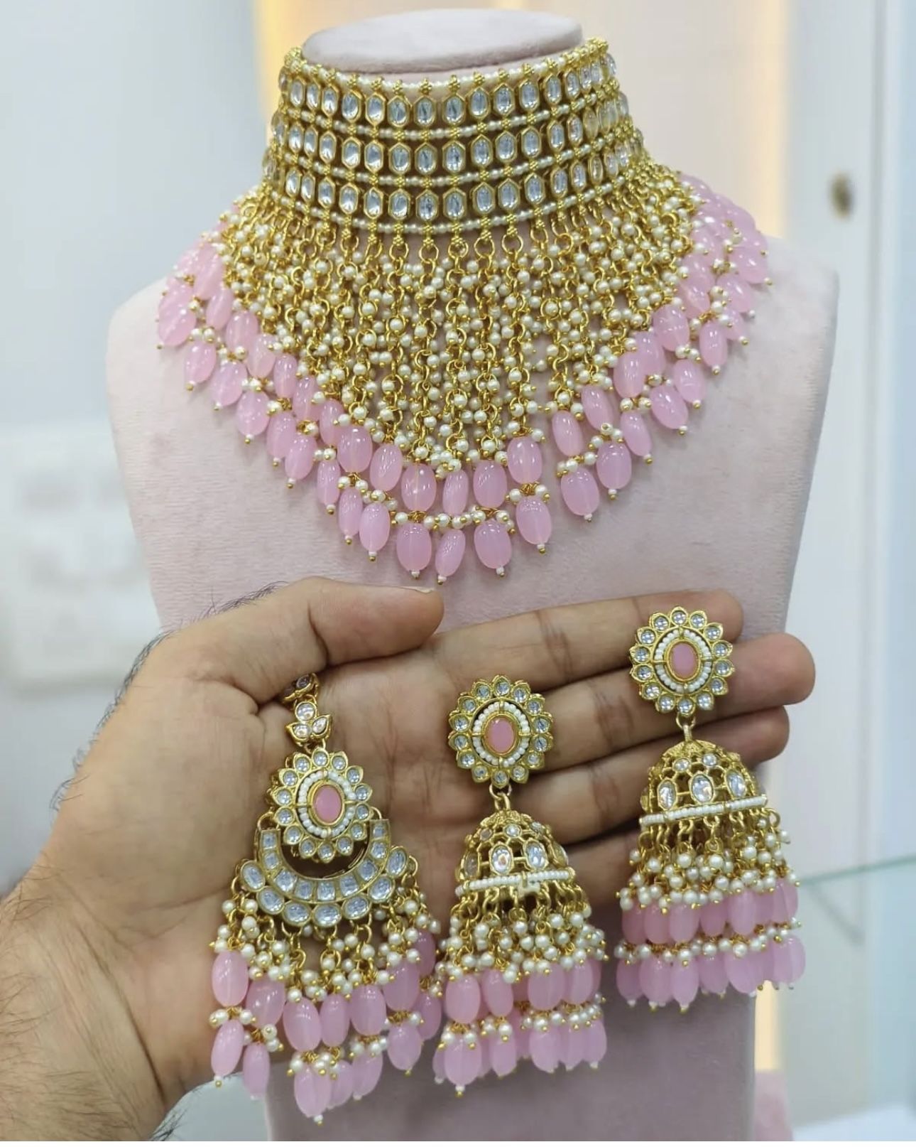 kundan chocker