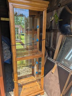 Curio cabinet