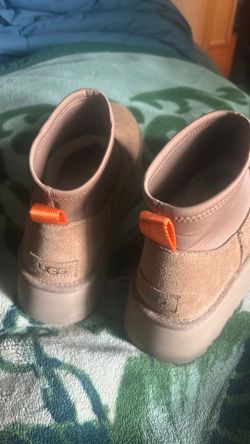 Boots UGG