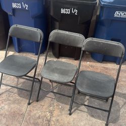 Plastic Black Chairs 