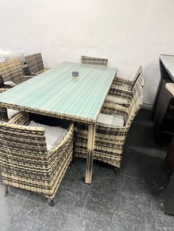 Outdoor furniture dinning table set with 8 chairs
