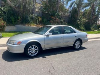 2000 toyota camry