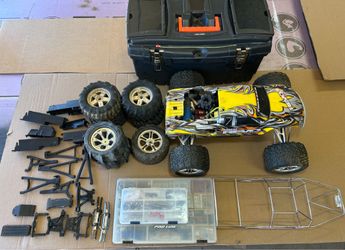 Traxxas Revo 3.3 - RC car