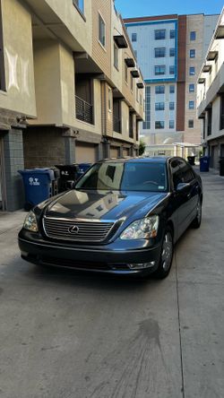 2004 Lexus LS 430