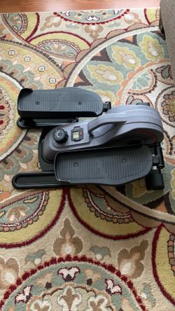 Under desk elliptical