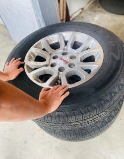 GMC Tires 265/65/R18 Wheels