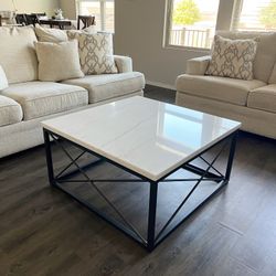 Marble coffee table (NEW)