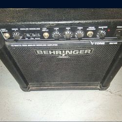 Behringer 15 watt amp