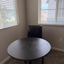 Dining Table 2 Chairs 
