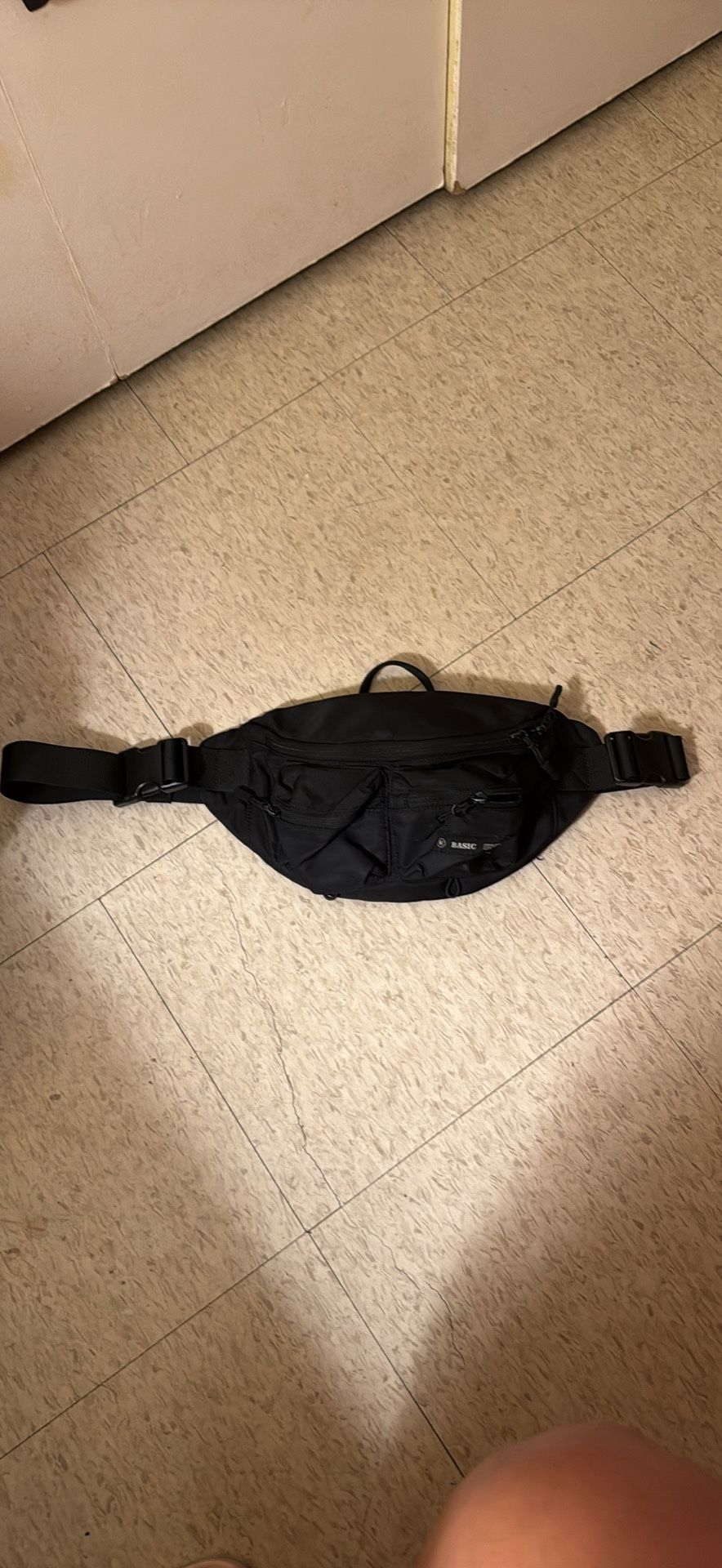 W Basic pouch 
