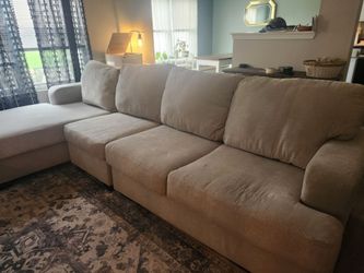 Sectional couch