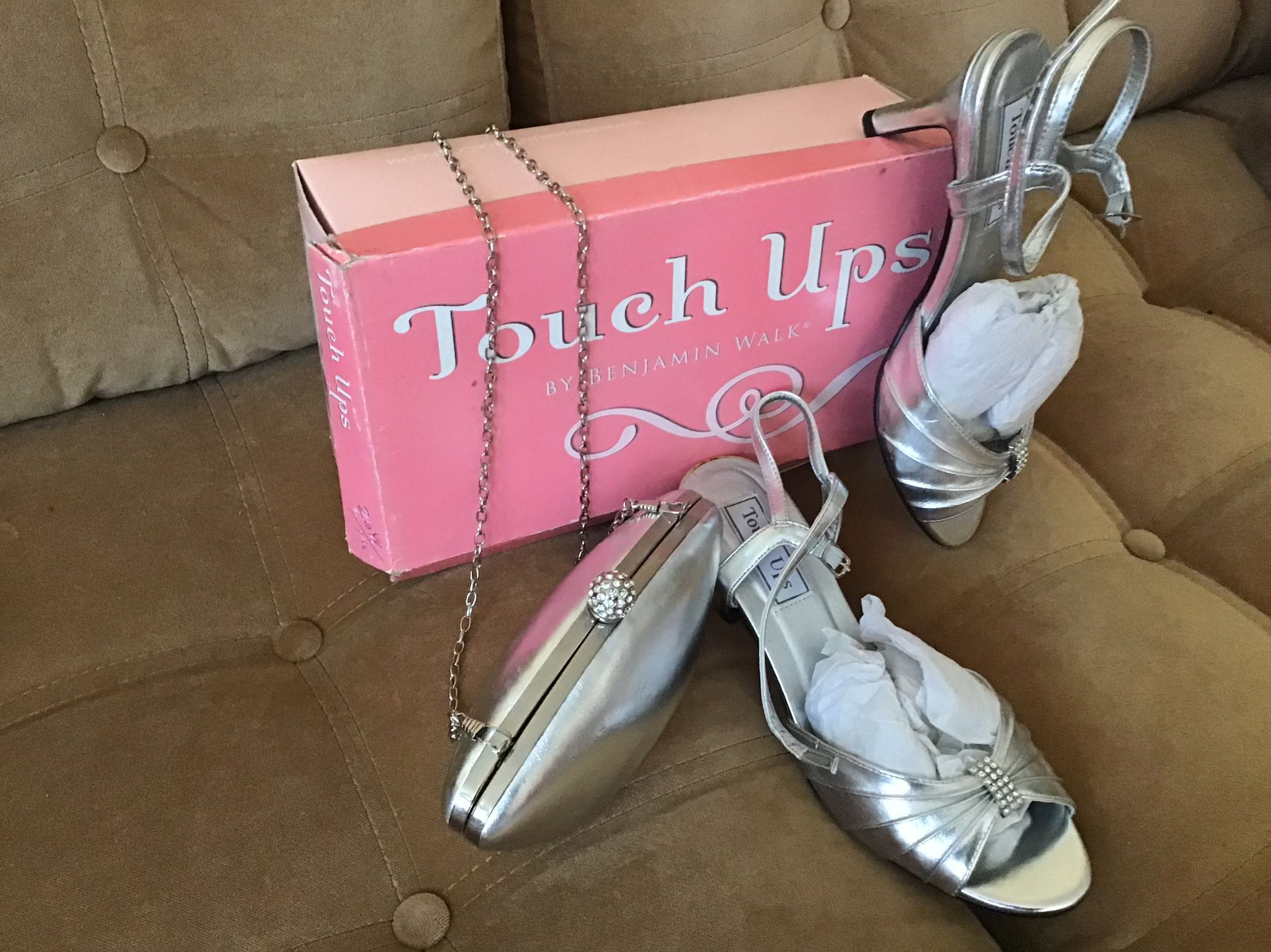 Silver Shoes With Silver Bag (new)