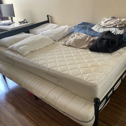 full Size Bed 