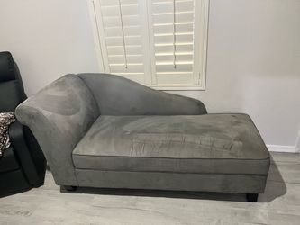 chase lounge with storage
