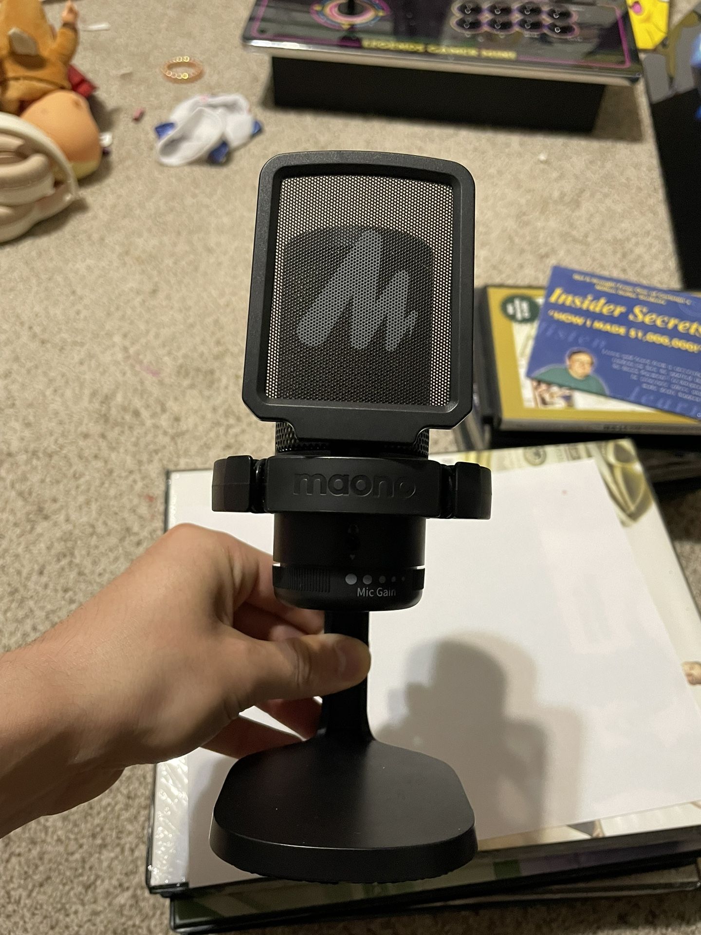 Microphone