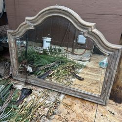 Old Mirror 