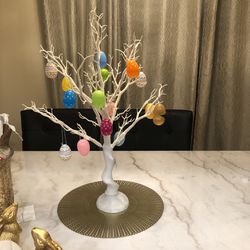 27’ Long New Easter Tree With Eggs 